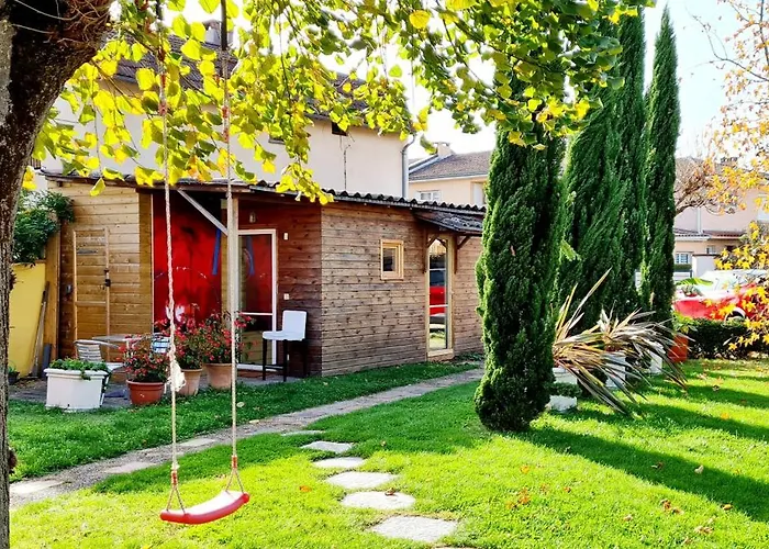 Cabane Cote Jardin